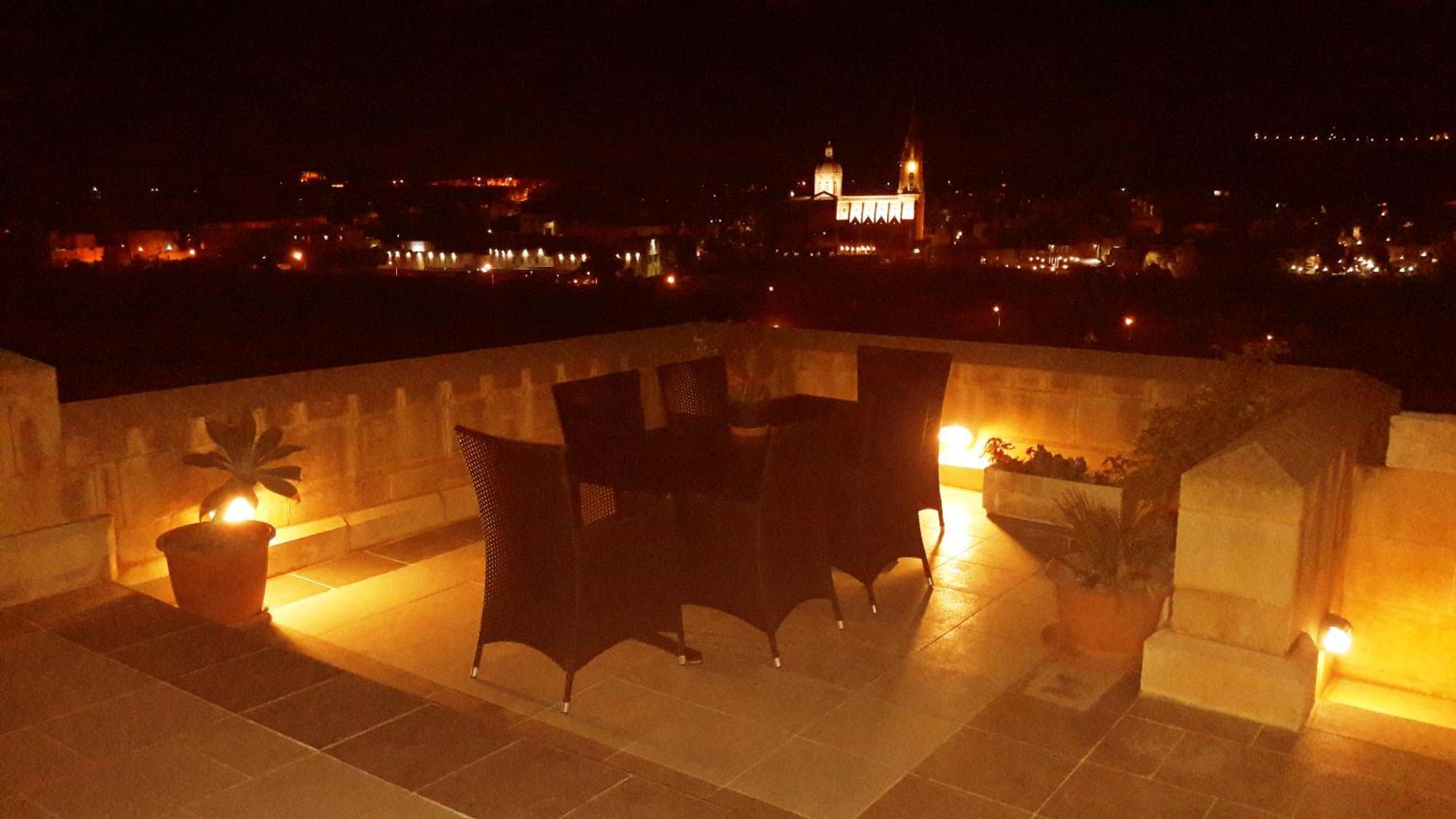 Luxury Apartment - Fort Chambray Għajnsielem Zewnętrze zdjęcie